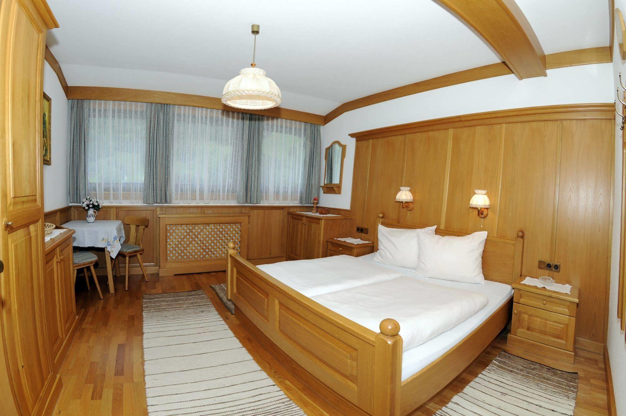 Gasthof Zur Gams Donnersbachwald Esterno foto